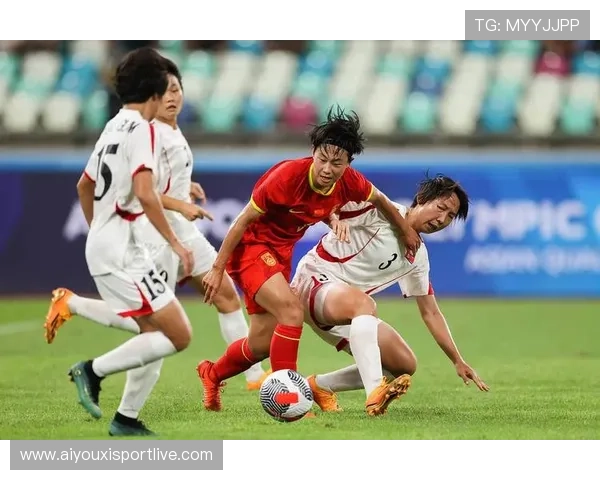 中国女足亚洲杯卫冕征程起步，与朝鲜队关键战