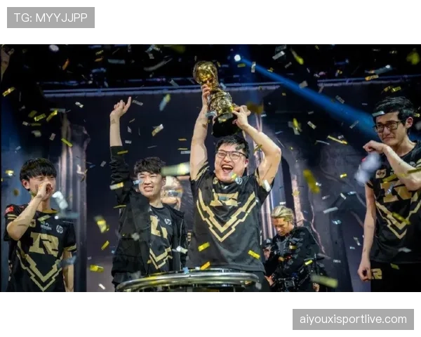 “西甲联盟宣布：为照顾亚太观众，下赛季部分焦点战将调整至当地中午开球”