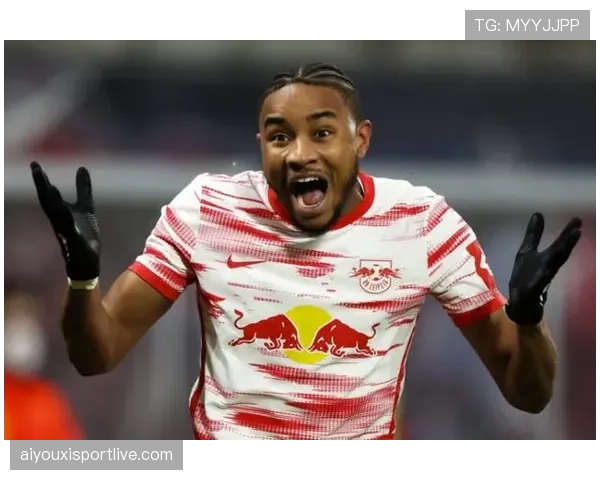 莱比锡前锋恩昆库伤愈回归合练，有望提升球队锋线转化效率